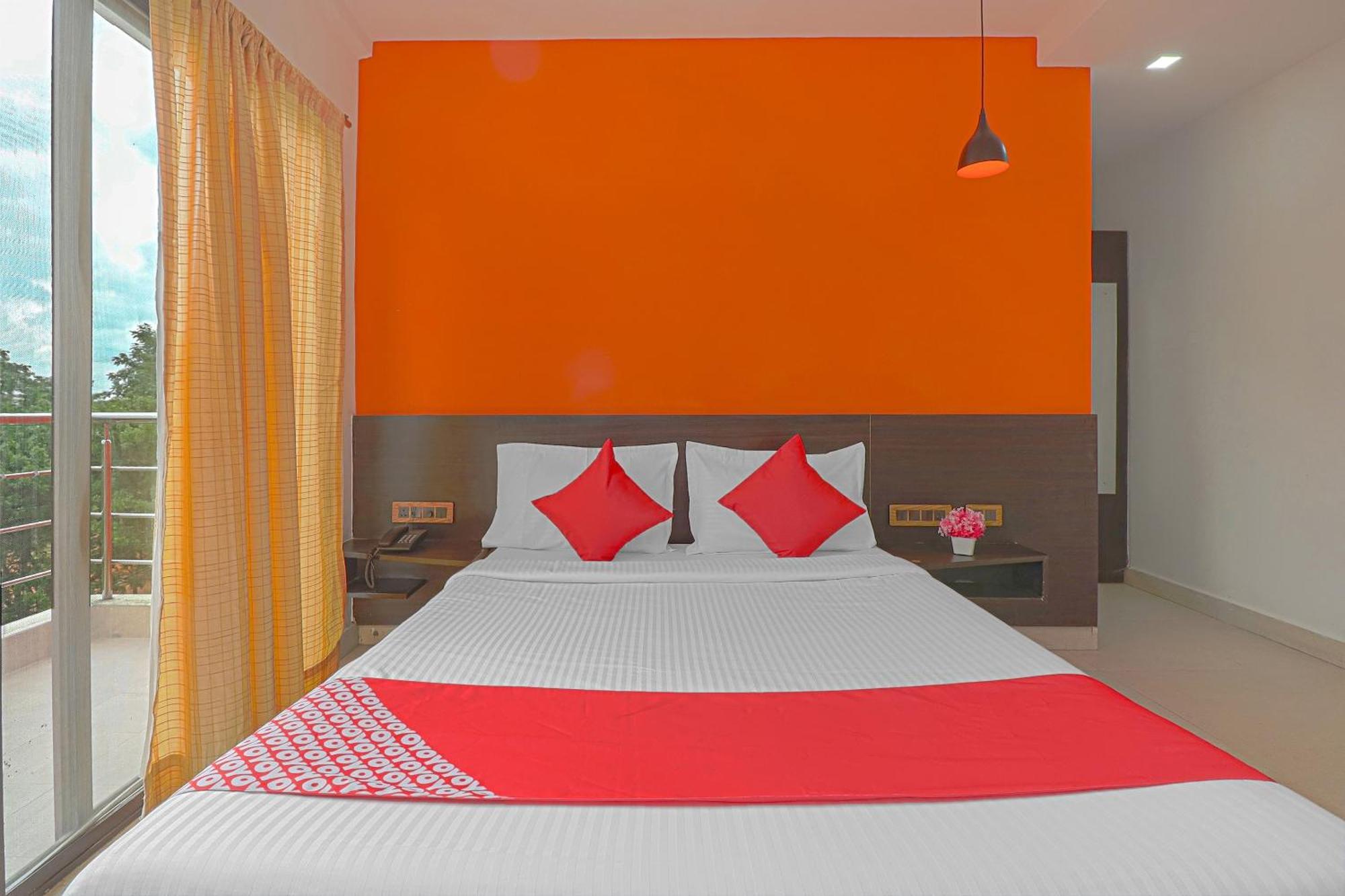 Super Hotel O Blooms Residency Near Baiyappanahalli Metro Station Бангалор Экстерьер фото